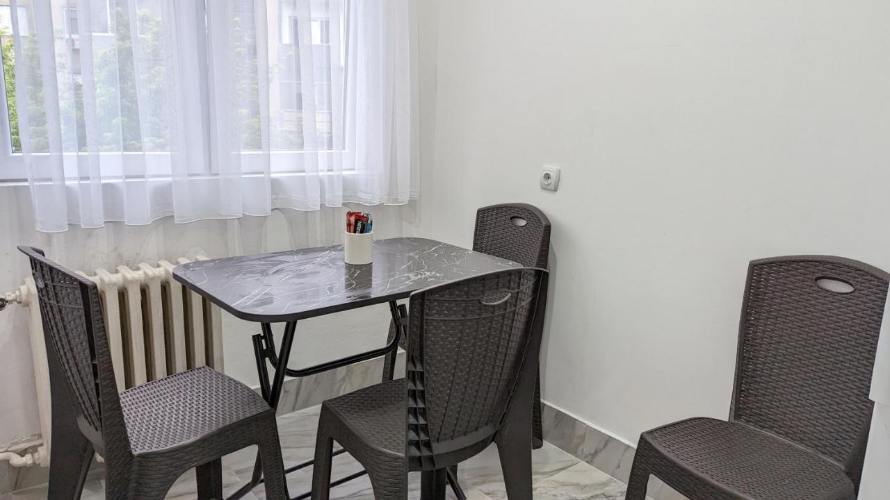 Main Square Apartment - Skopje Extérieur photo
