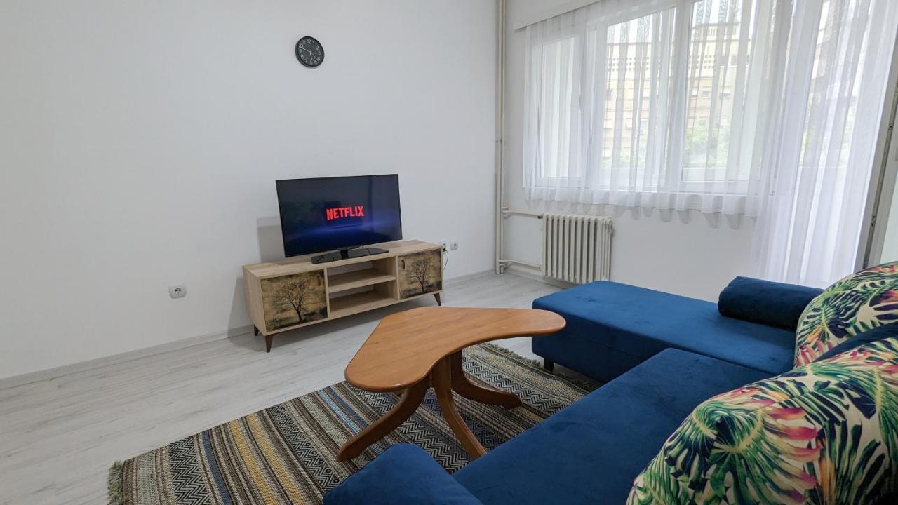 Main Square Apartment - Skopje Extérieur photo