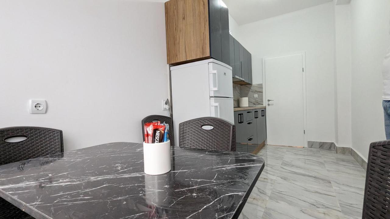Main Square Apartment - Skopje Extérieur photo